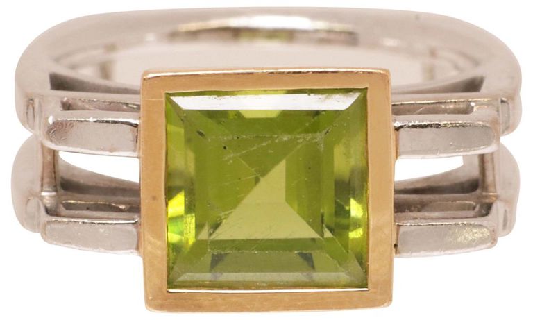 18k Two-Tone Gold Peridot Ring