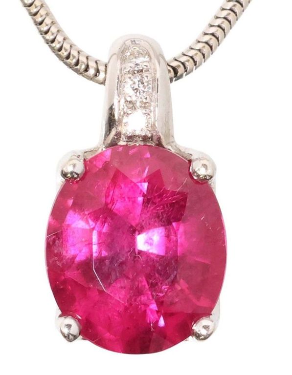18k Gold Tourmaline and Diamond Pendant Necklace