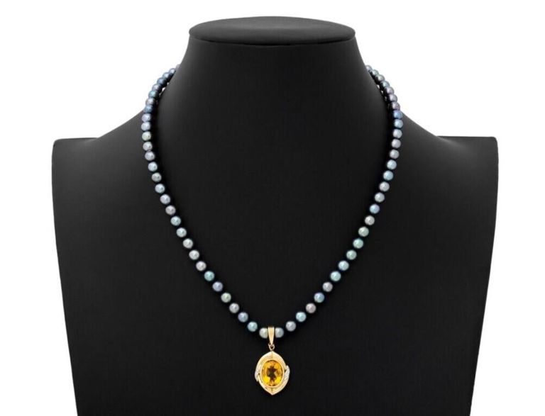 14k Gold Pearl Pendant Necklace