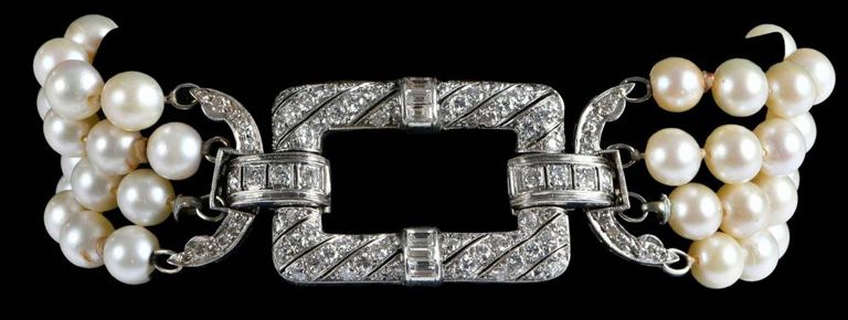18k White Gold Pearl and Diamond Bracelet