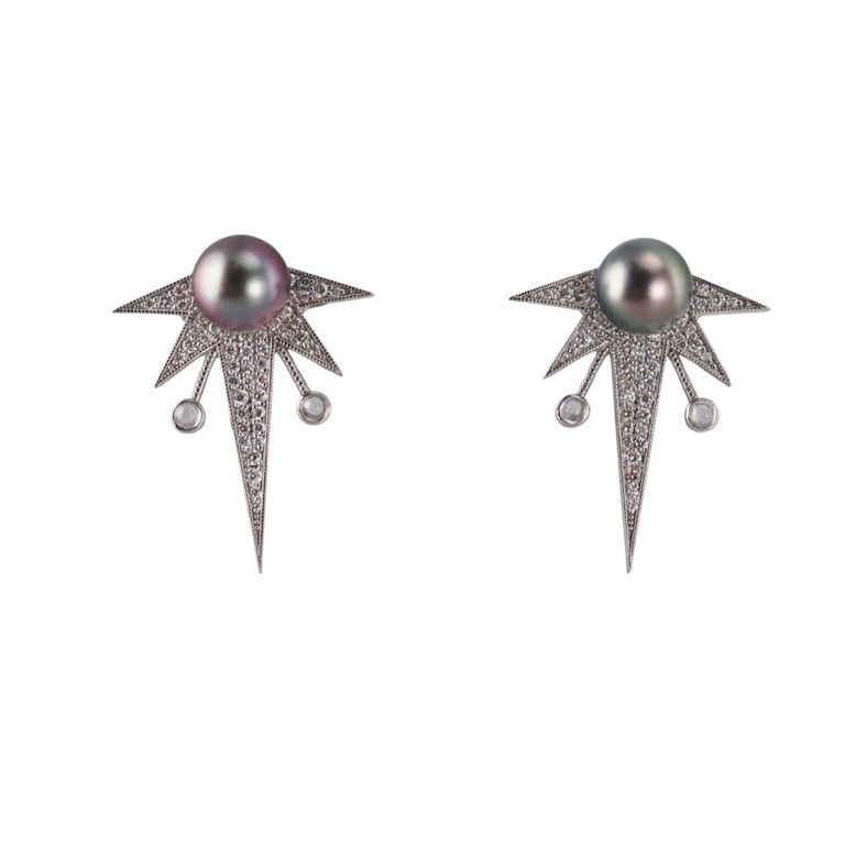 18k White Gold Pearl and Diamond Earrings
