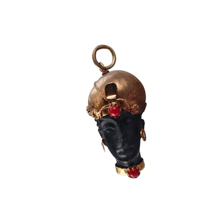 18k Yellow Gold Coral Pendant