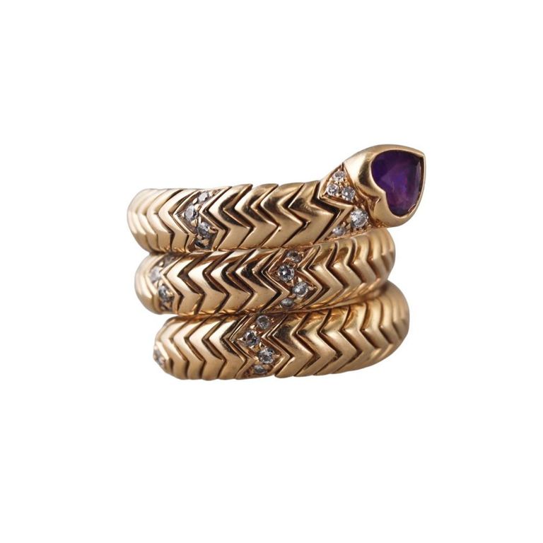 18k Gold Diamond and Iolite Ring