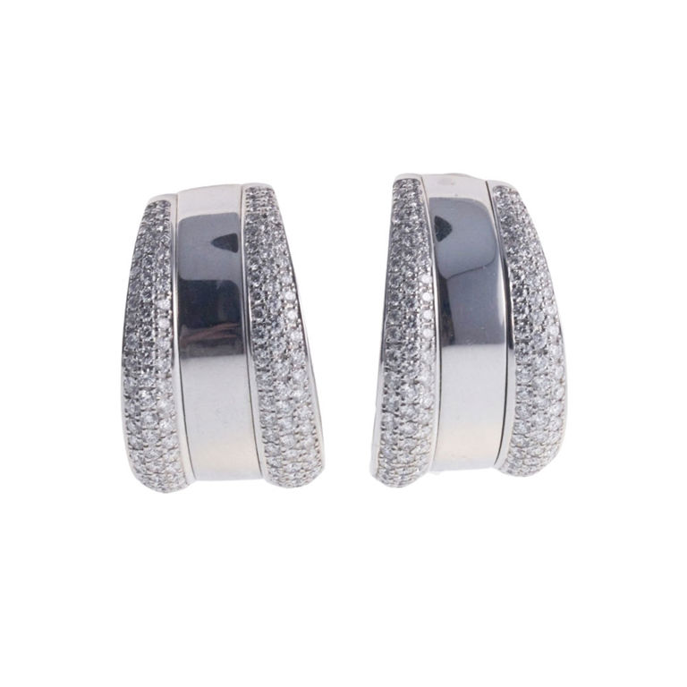 18k Gold Diamond Hoop Earrings