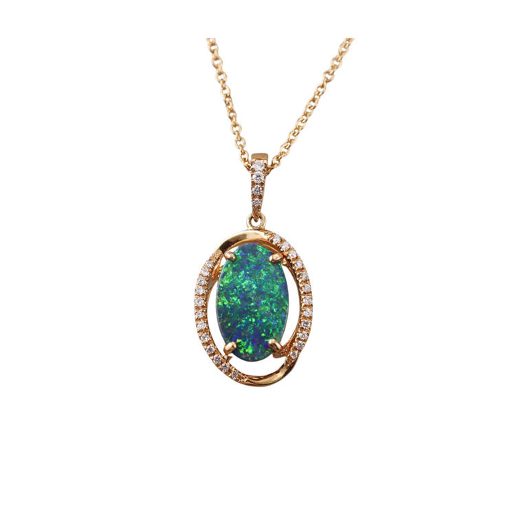 18k Yellow Gold Opal and Diamond Pendant Necklace