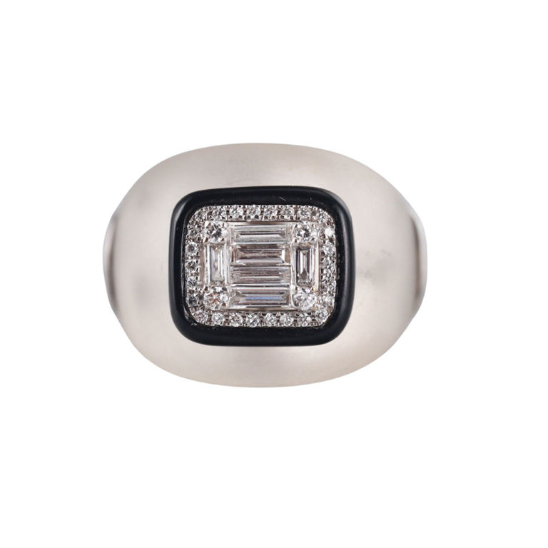 18k Gold Crystal Onyx and Diamond Ring