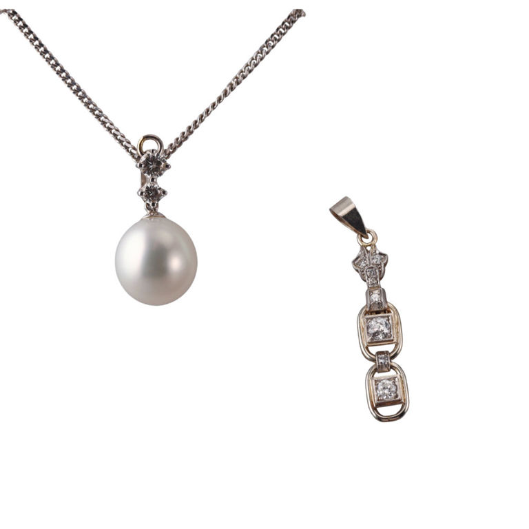 18k Gold Diamond Pearl Pendant Necklace
