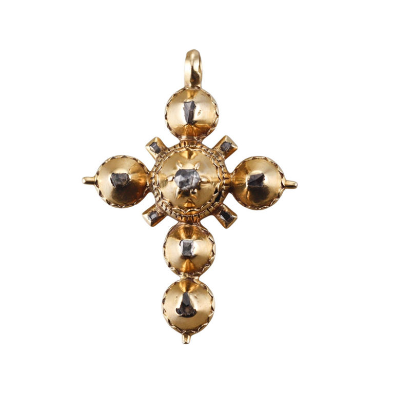 22k Gold Diamond Pendant