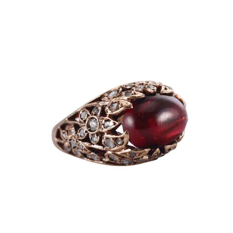 18k Gold Diamond and Garnet Ring