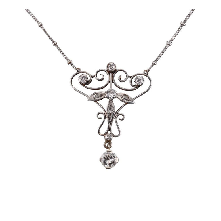 14k Gold Diamond Pendant Necklace