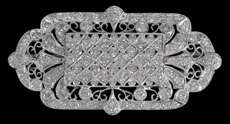 18k White Gold Diamond Brooch