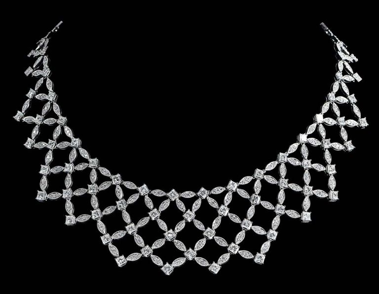 18k White Gold Diamond Necklace
