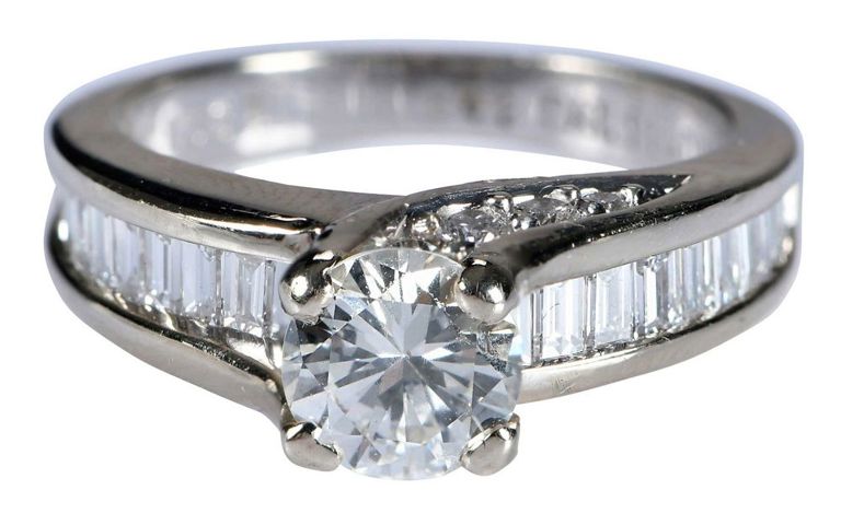 14k White Gold Diamond Ring