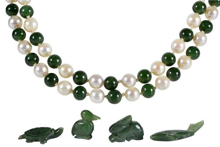 Yellow Gold Pearl Necklace