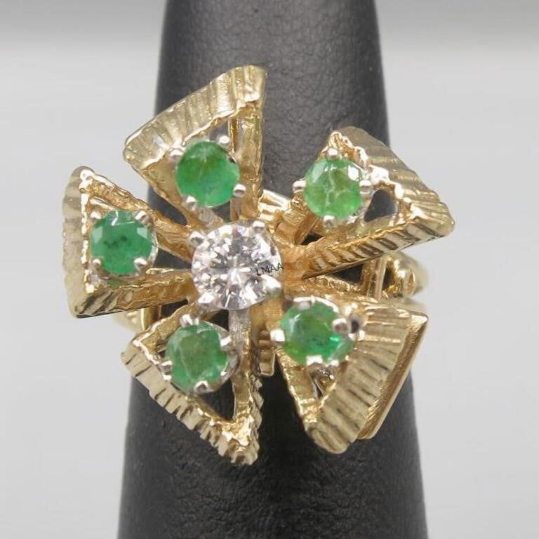 14k Yellow Gold Diamond and Emerald Ring