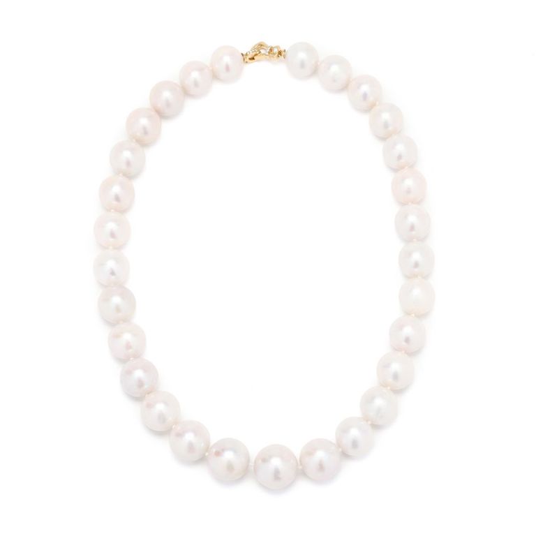 18k Gold Pearl Necklace