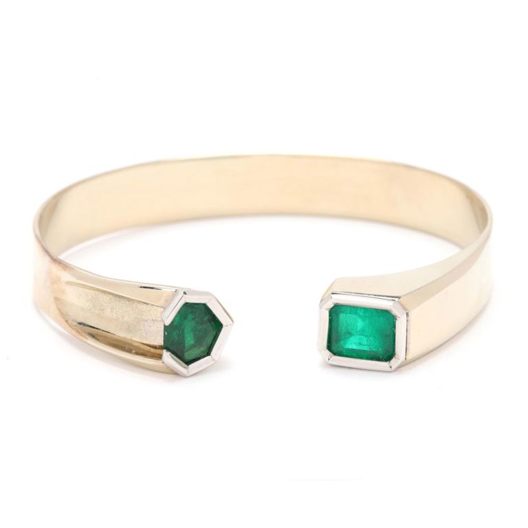 18k Gold Emerald Cuff Bracelet