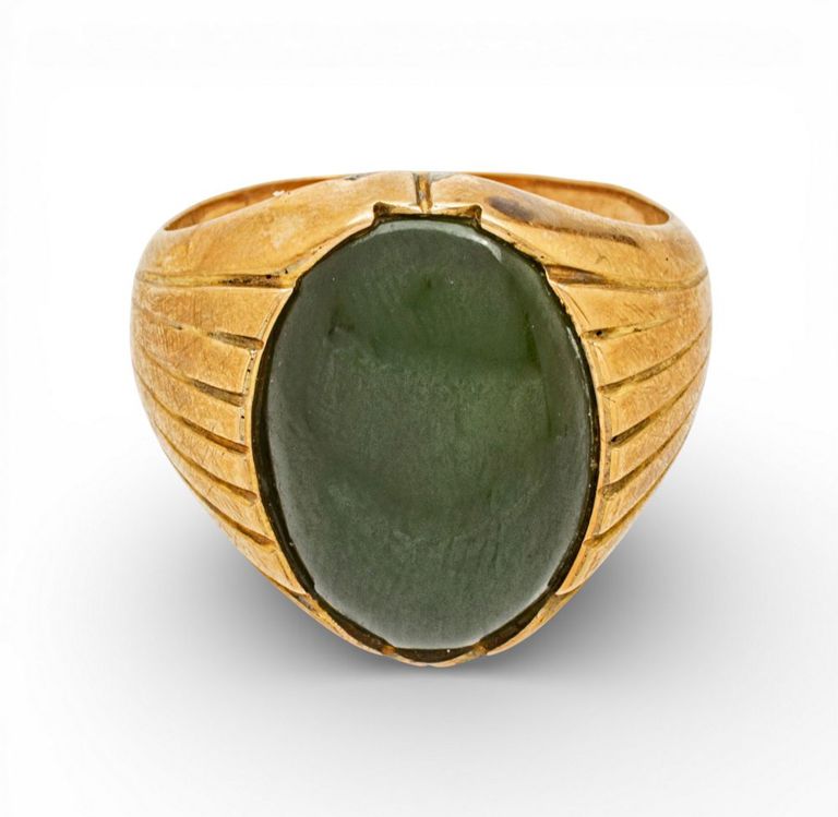 14k Gold Jade Ring