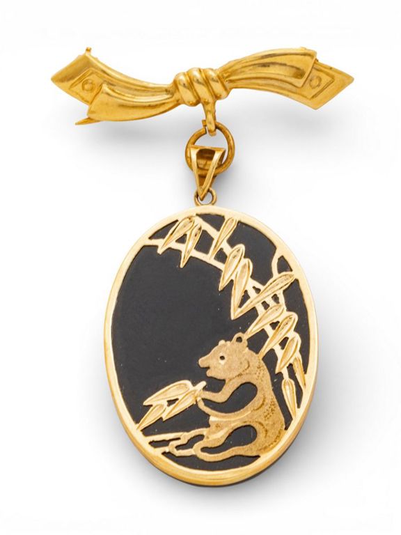 14k Gold Onyx Brooch