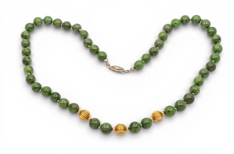 14k Gold Nephrite Jade Necklace