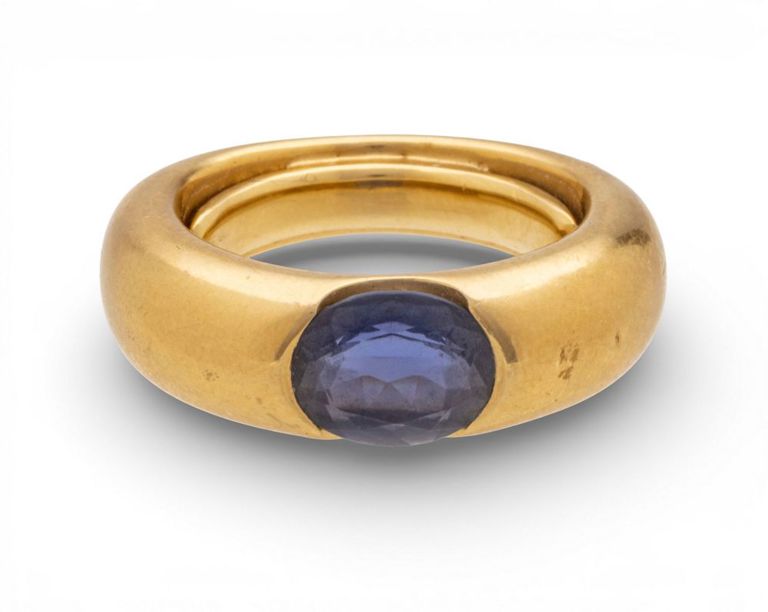 18k Yellow Gold Iolite Ring