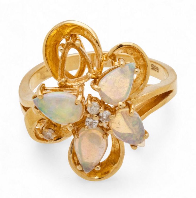14k Gold Opal and Diamond Ring