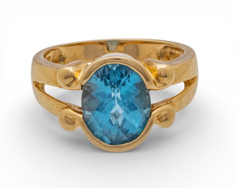 14k Yellow Gold Topaz Ring