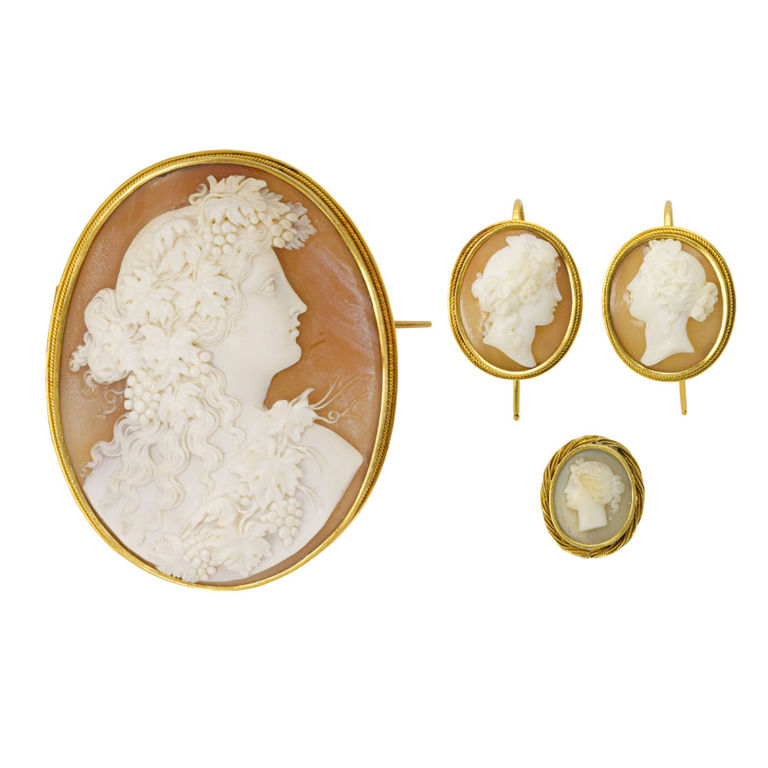 18k Gold Cameo Brooch and Earrings