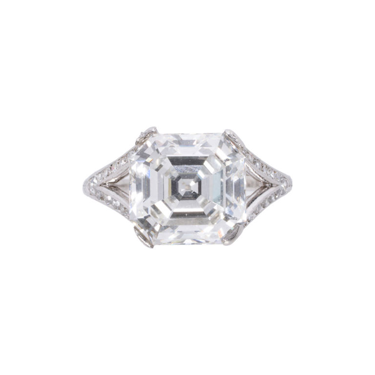 Platinum Diamond Ring