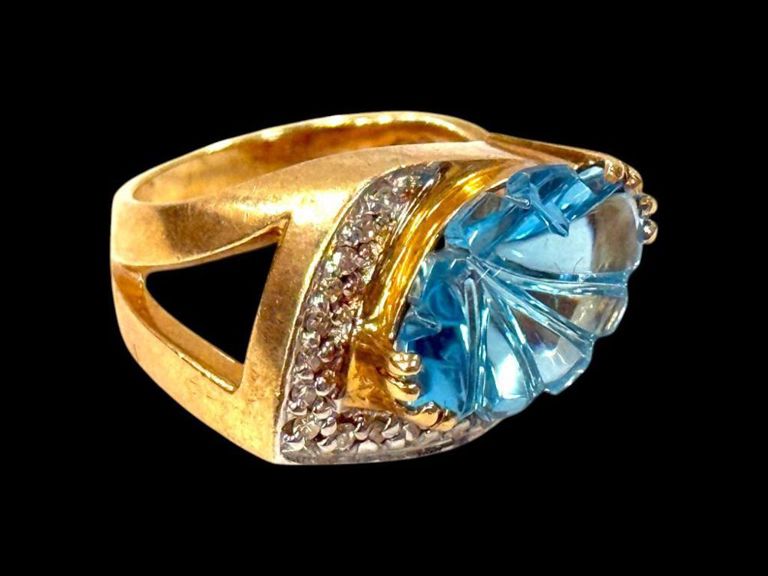 14k Gold Topaz and Diamond Ring