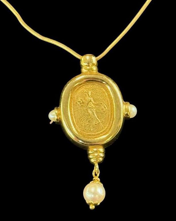 14k Gold Pendant Necklace