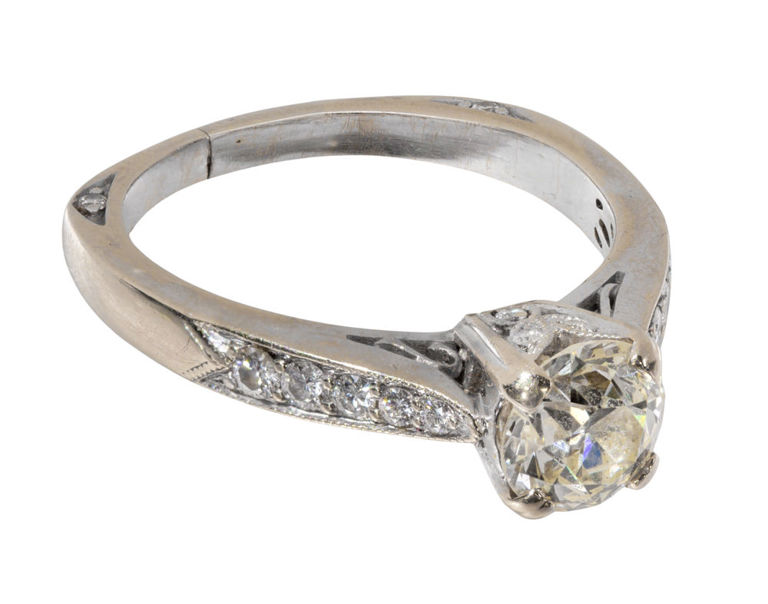 18k Gold Diamond Ring