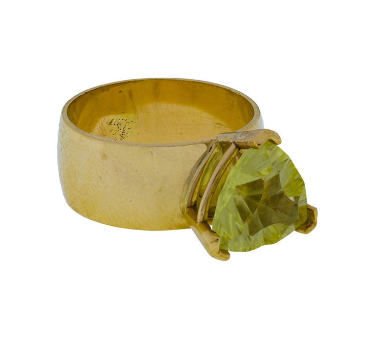 14k Gold Topaz Ring
