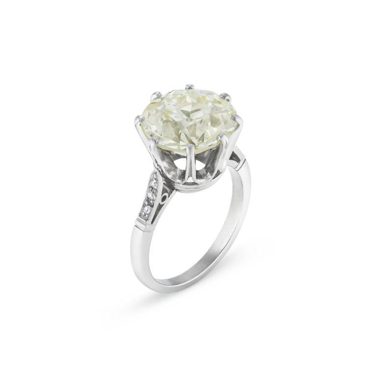 Platinum Diamond Ring