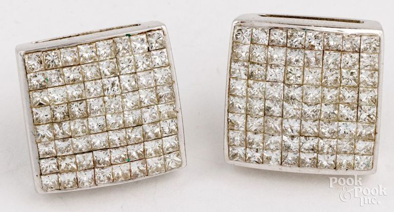 14k White Gold Diamond Earrings