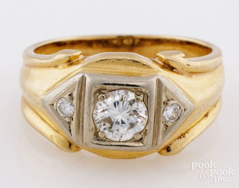 14k Yellow Gold Diamond Ring