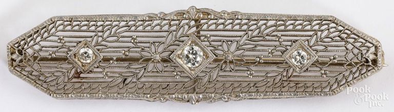 14k White Gold Diamond Bar Brooch