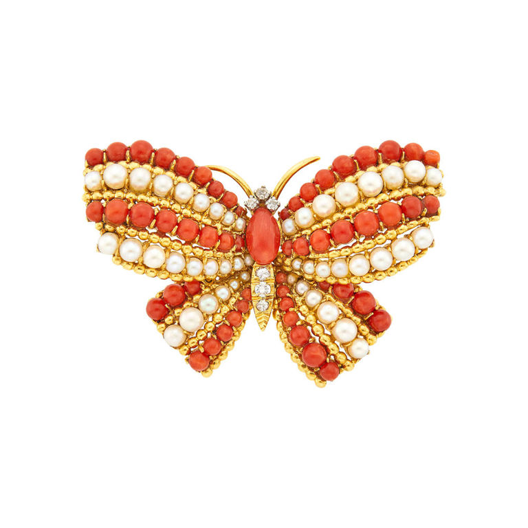 18k Gold Coral Brooch