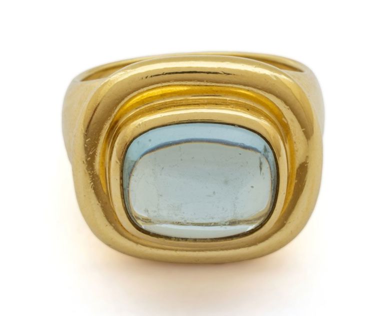 18k Gold Aquamarine Ring