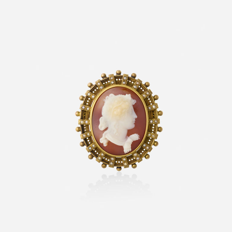 Yellow Gold Agate and Pearl Brooch
