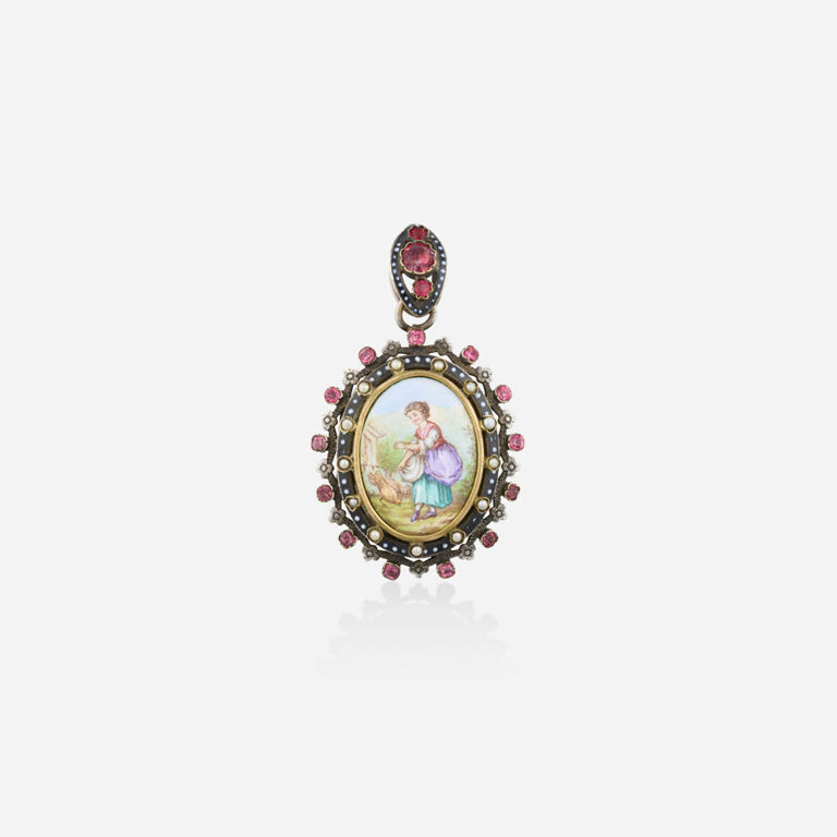 Gold and Silver Pearl Paste Pendant