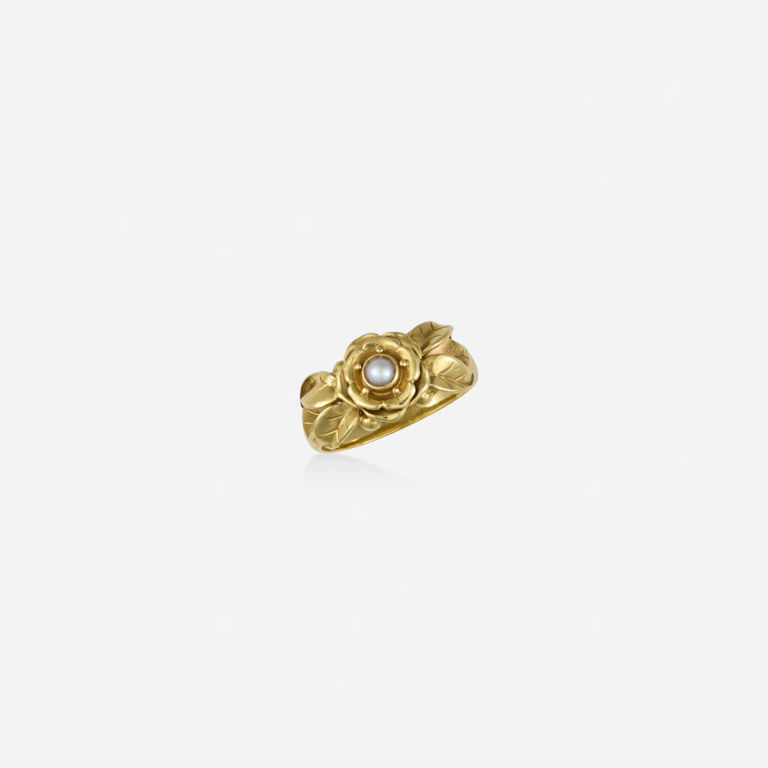 18k Gold Pearl Ring