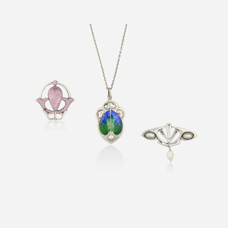 Gold, Silver And Pearl Jewelry Set