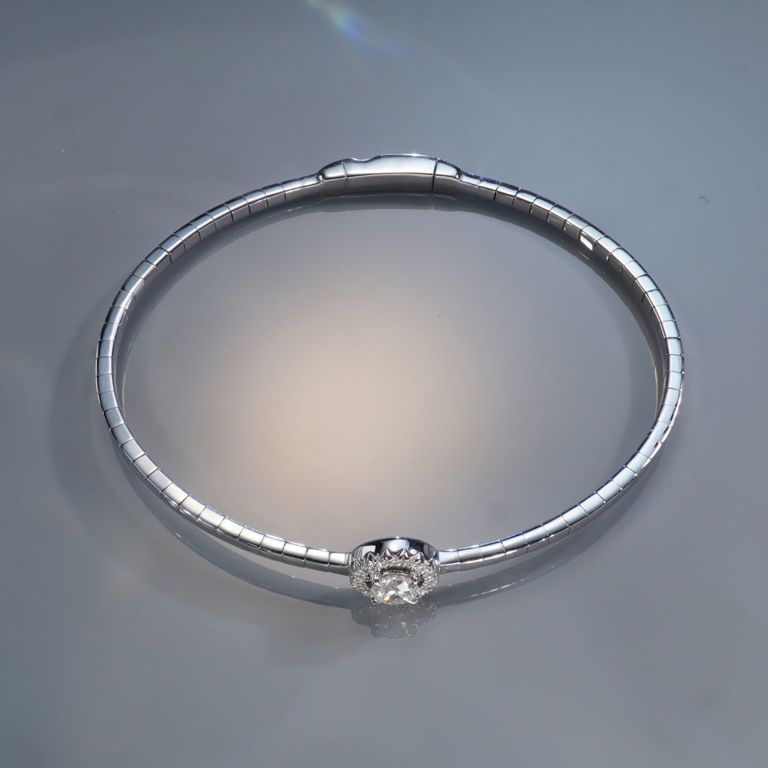 14k White Gold Diamond Bangle Bracelet