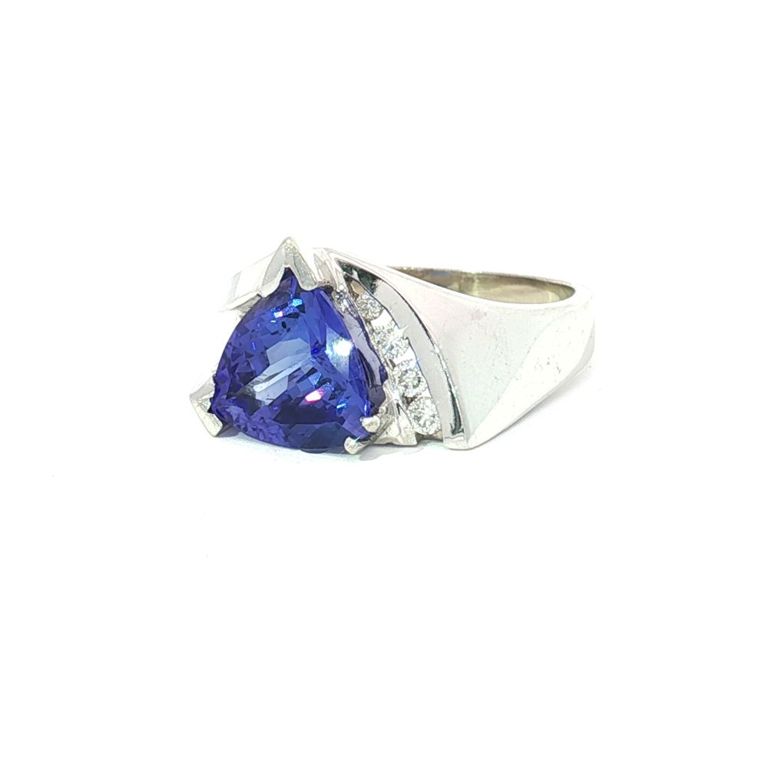 14k White Gold Tanzanite and Diamond Ring