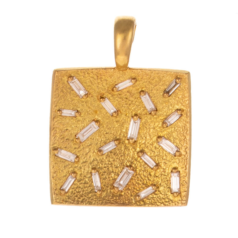 18k Yellow Gold Diamond Pendant