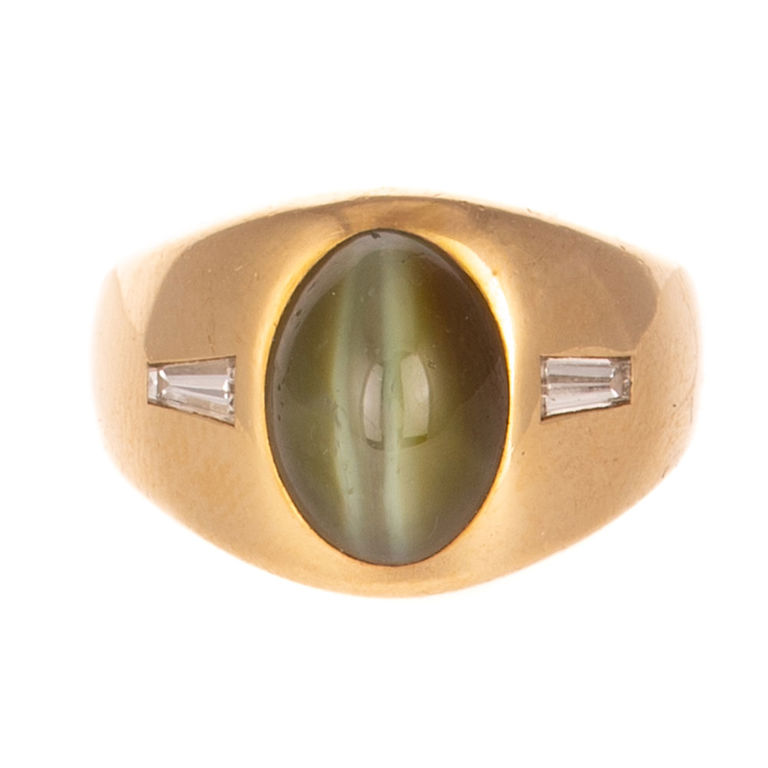 14k Gold Cat’s Eye Chrysoberyl and Diamond Ring