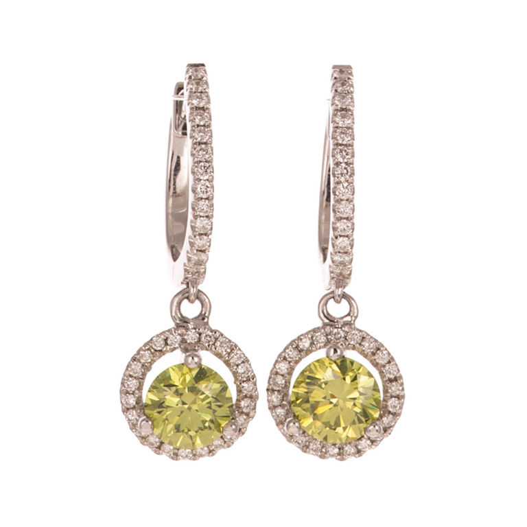 18k White Gold Diamond Dangle Earrings