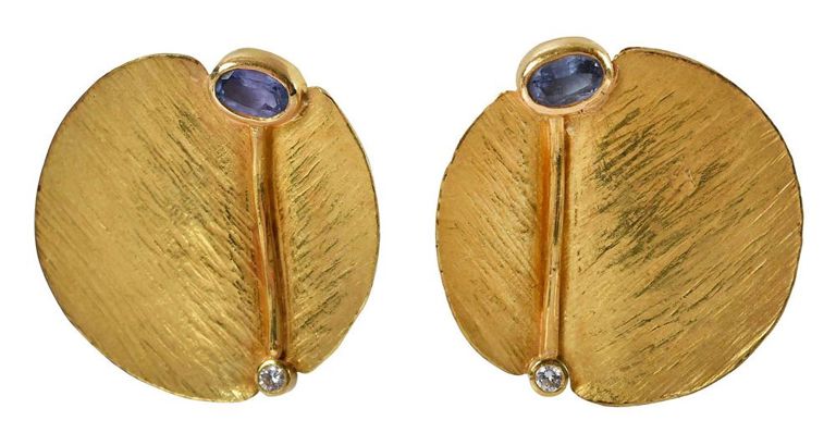 18k Gold Tanzanite and Diamond Earrings