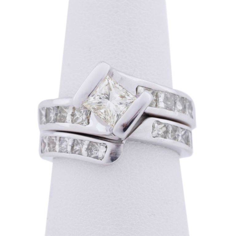 18k White Gold Diamond Wedding Ring